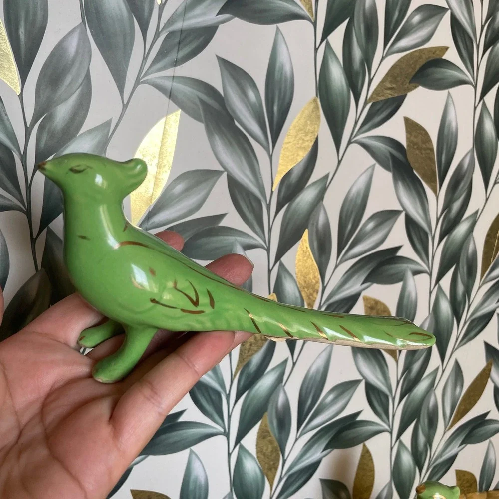 Mid century Green and Gold Ceramic Bird Salt and Pepper Shakers Set Souvenir